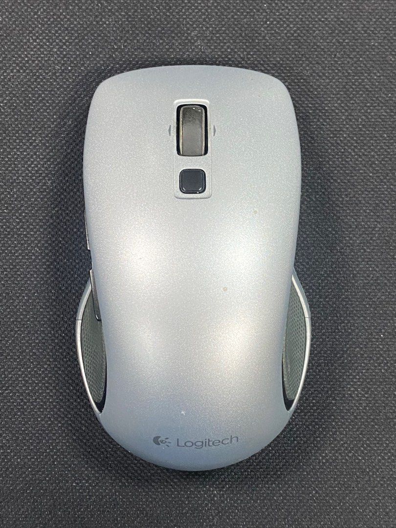 Rare Logitech M560 Silver Mouse, Computers & Tech, Parts & Accessories ...