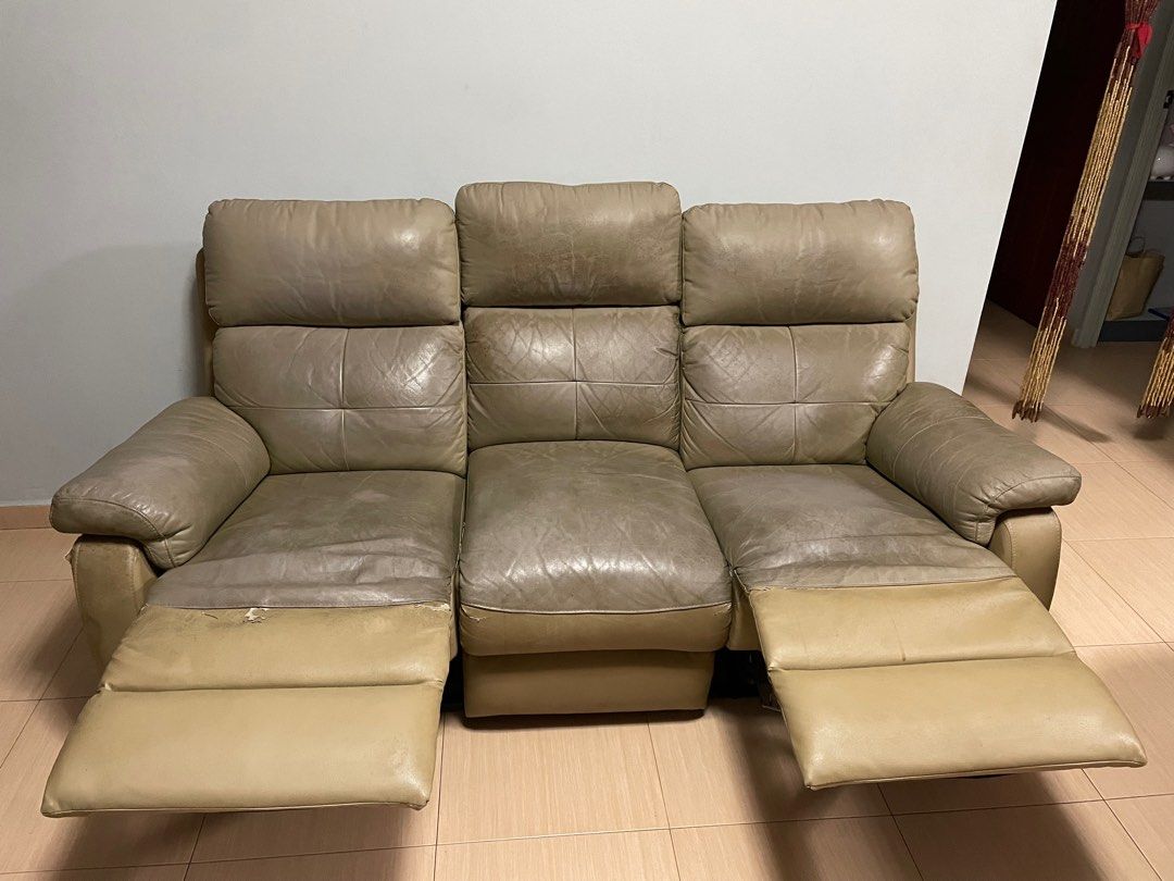 Recline sofa, Furniture & Home Living, Furniture, Sofas on Carousell