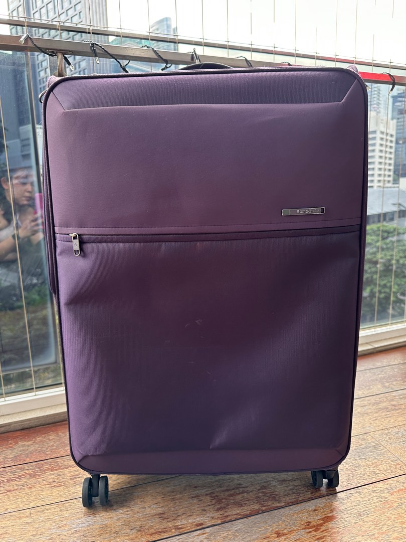 Samsonite 72H DLX 78/29 Spinner (the lightest suitcase), Hobbies & Toys
