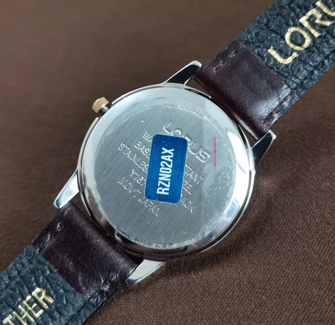Lorus quartz goofy discount watch