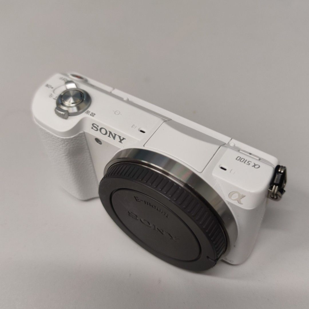 Sony A5100 emount, 攝影器材, 相機 Carousell