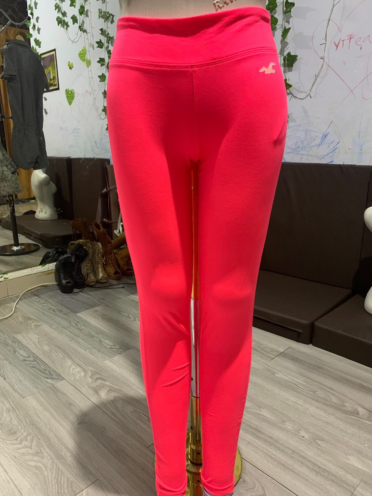Hollister sport new arrivals leggings