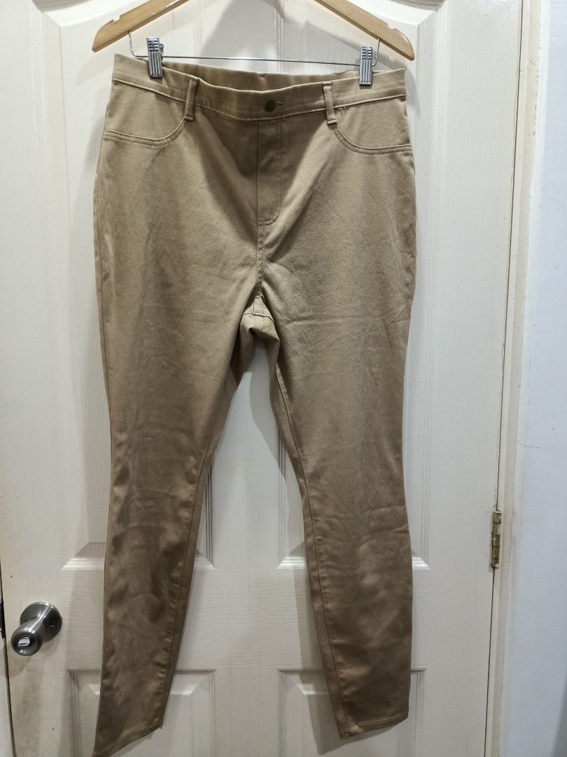 Time & Tru High Rise Plus Size Jeggings (Category: Other Bottoms) located in Bulacan. Submitted by wittywardrobe (Listing ID 1208761923, Image 3). Description: • Size: awaist - 34" to 38" length - 39" Best fit 2XL ❗Payment First Basis❗ ❗ACTUAL PICTURE POSTED❗ 🚫 LAST PRICE POSTED 🚫 •Mop : Gcash •Shipping: Lalamove/J&T.