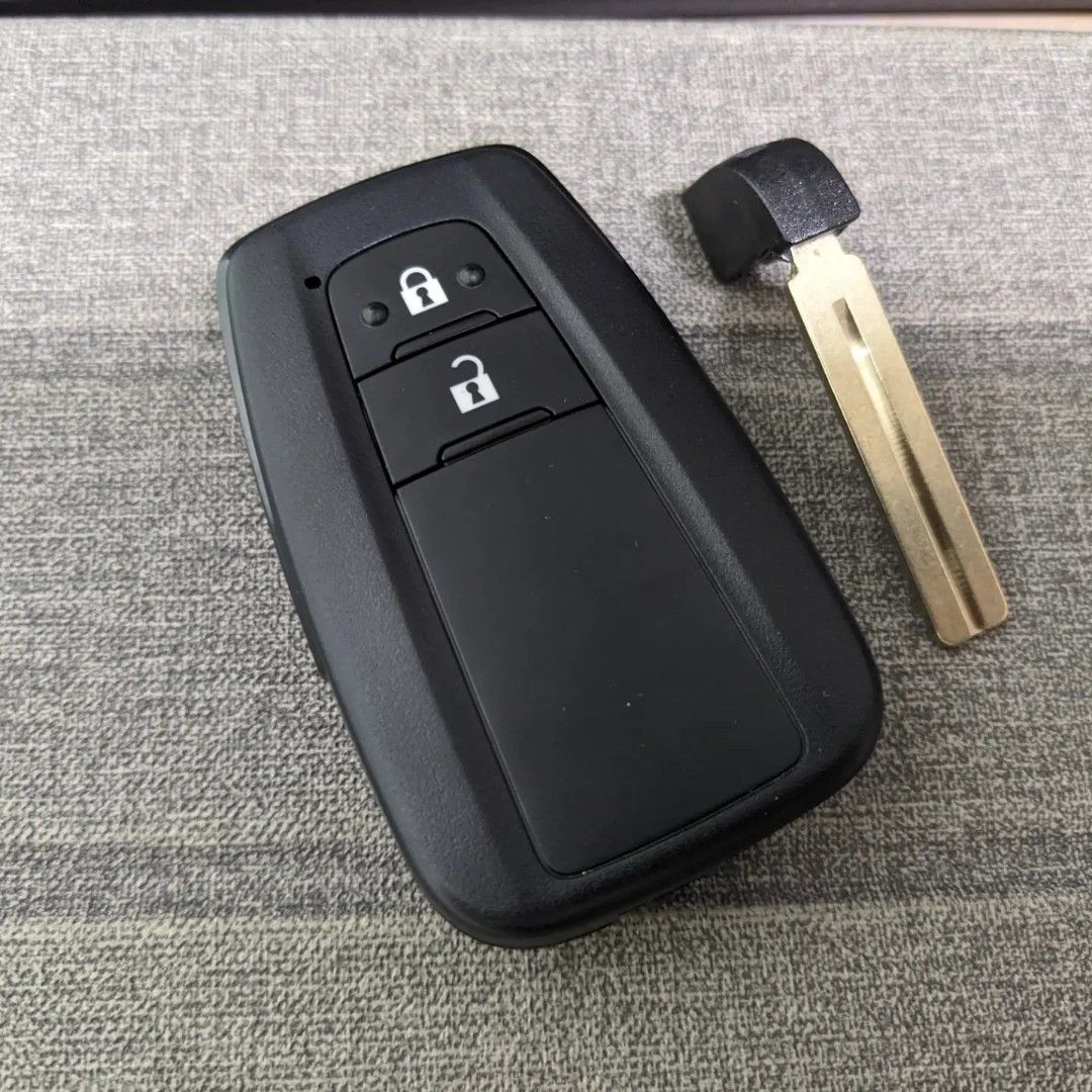 Toyota CH-R and Prius Smart Key, Car Accessories, Accessories on Carousell