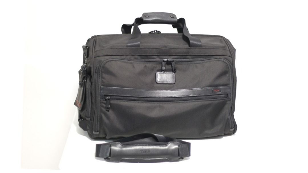 Alpha 2 store framed soft duffel