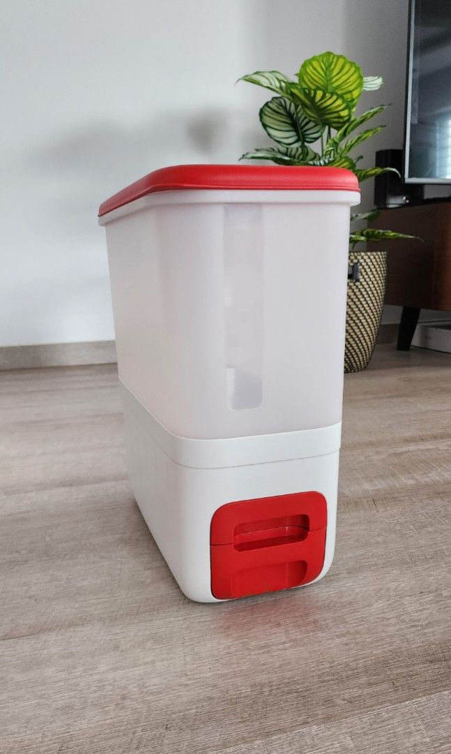 Tupperware Rice Dispenser, Furniture & Home Living, Kitchenware ...