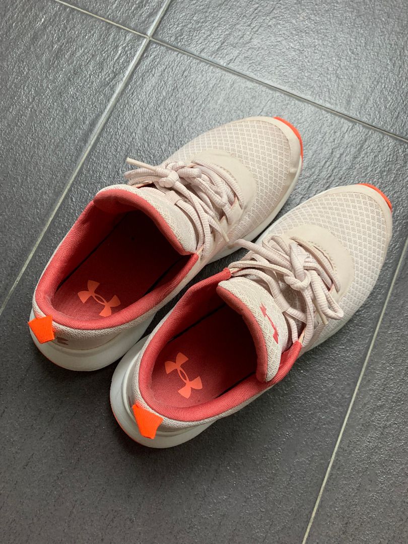 Under armour aura discount women's training shoes