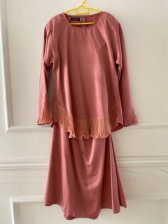 (Category: ) located in . Submitted by preboutique (Listing ID 1208756107, Image 1). Description: .