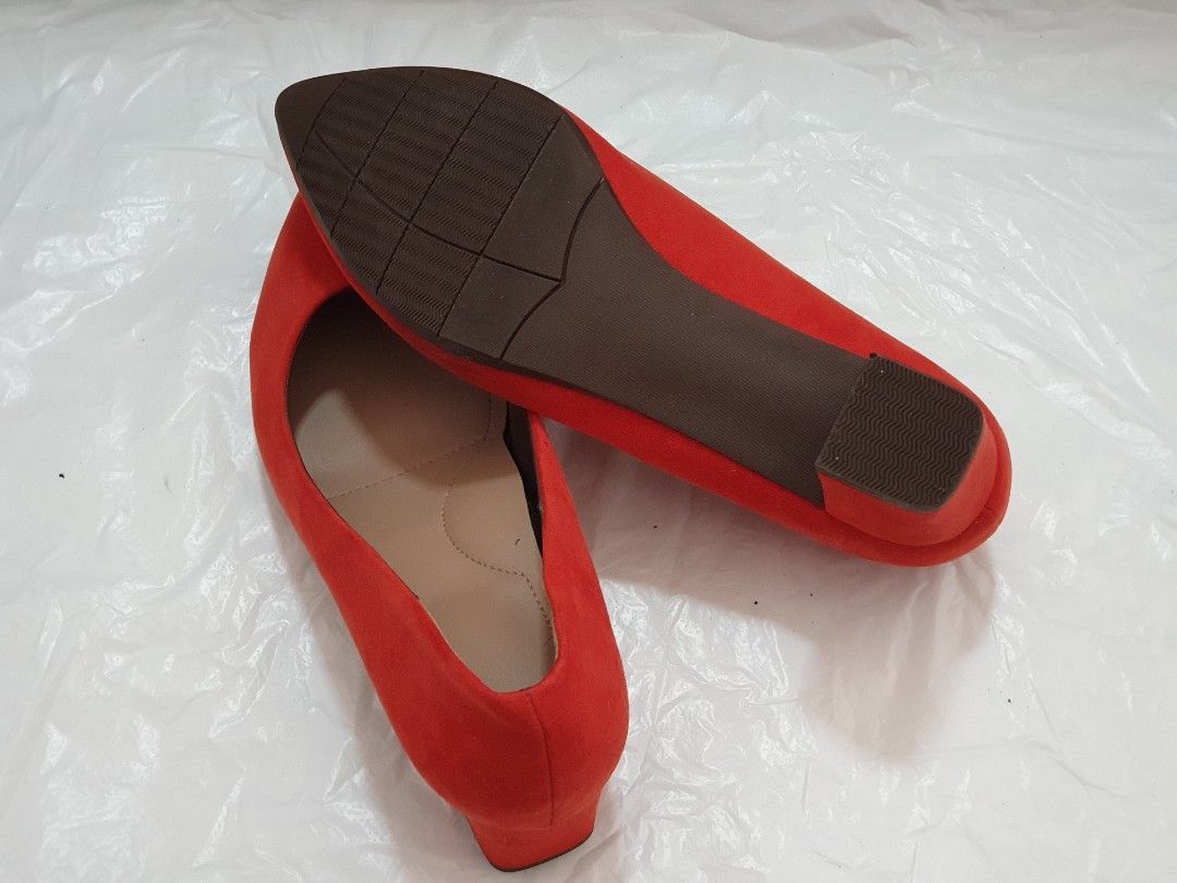 Uniqlo shop chunky heels