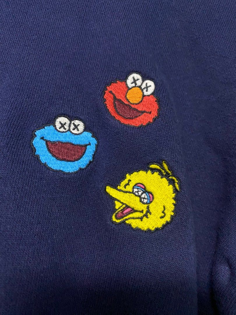 Uniqlo Hoodie Sweatshirt Sesame Street Elmo