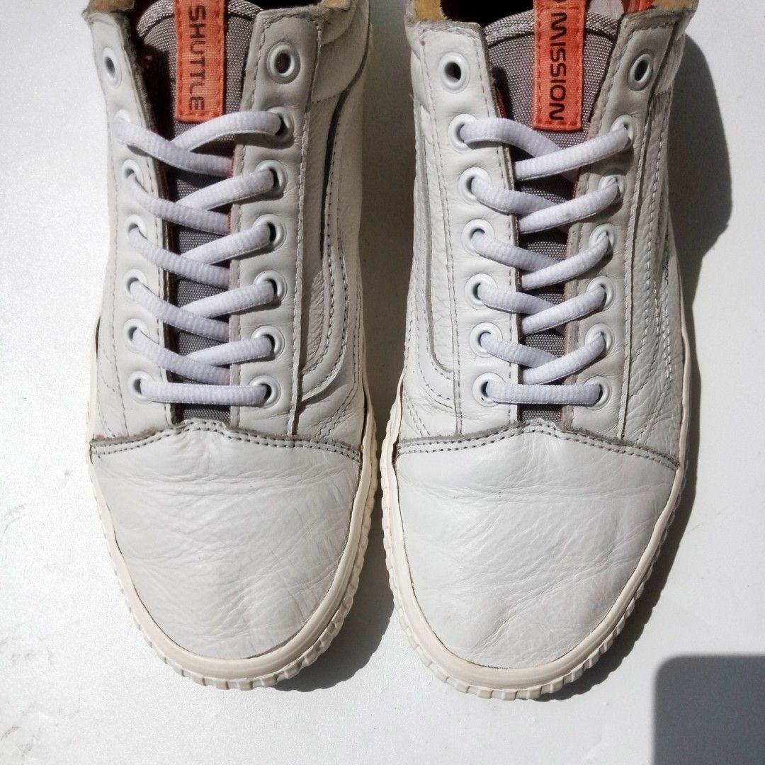 Vans Old Skool x NASA Space Voyager True White Fesyen Pria Sepatu Sneakers di Carousell