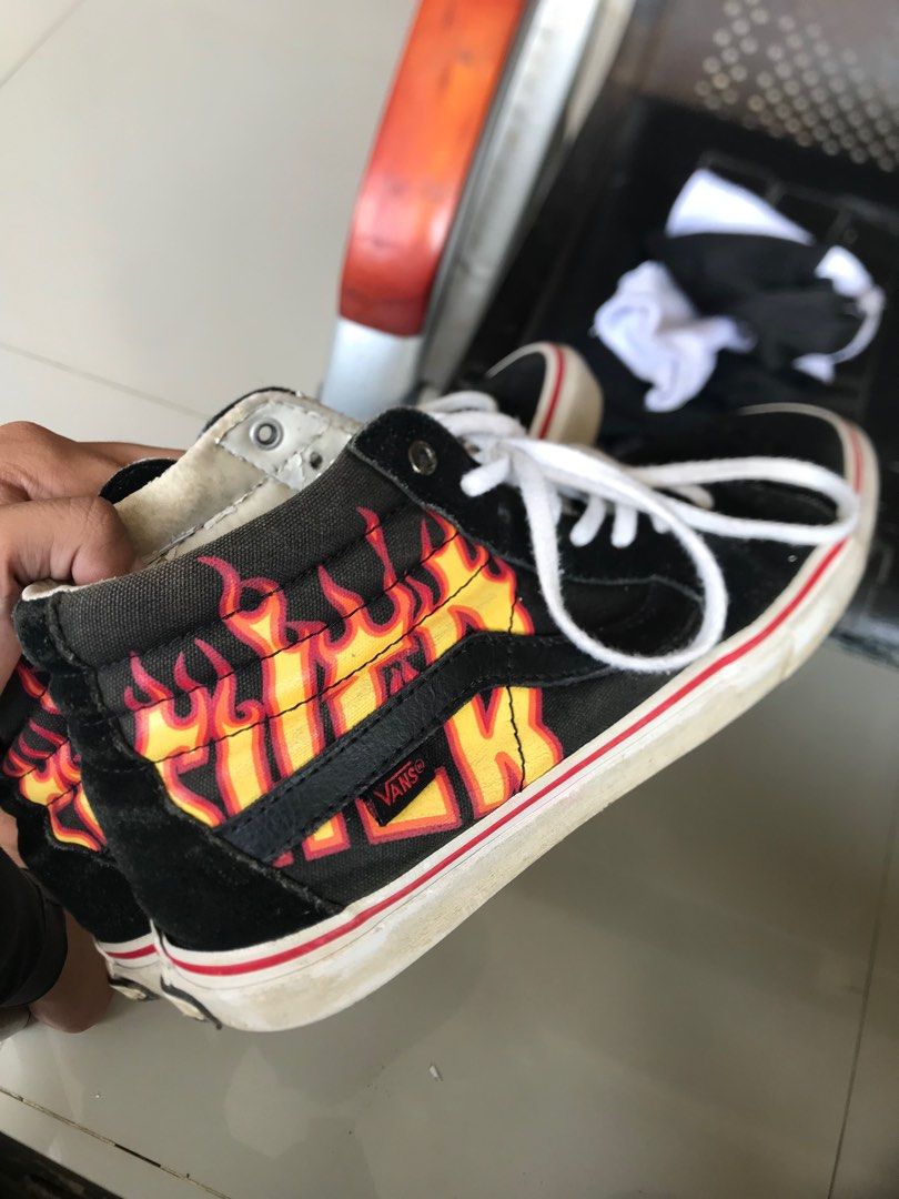 vans sk8 high x thrasher, Fesyen Pria, Sepatu , Sneakers di Carousell