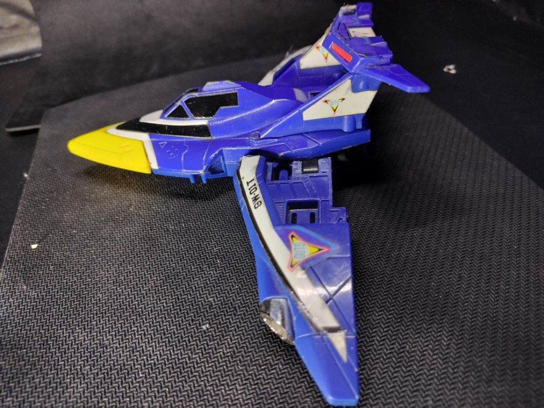 VINTAGE 1996 GUTS WING ULTRAMAN TIGA BLUE TORNADO GW-01 T BANDAI ...