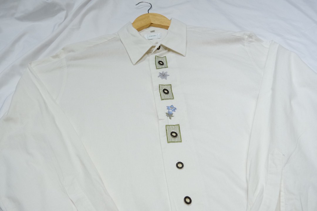 Vintage Australia Shirt, 男裝, 上身及套裝, Tshirt、恤衫、有領衫 Carousell