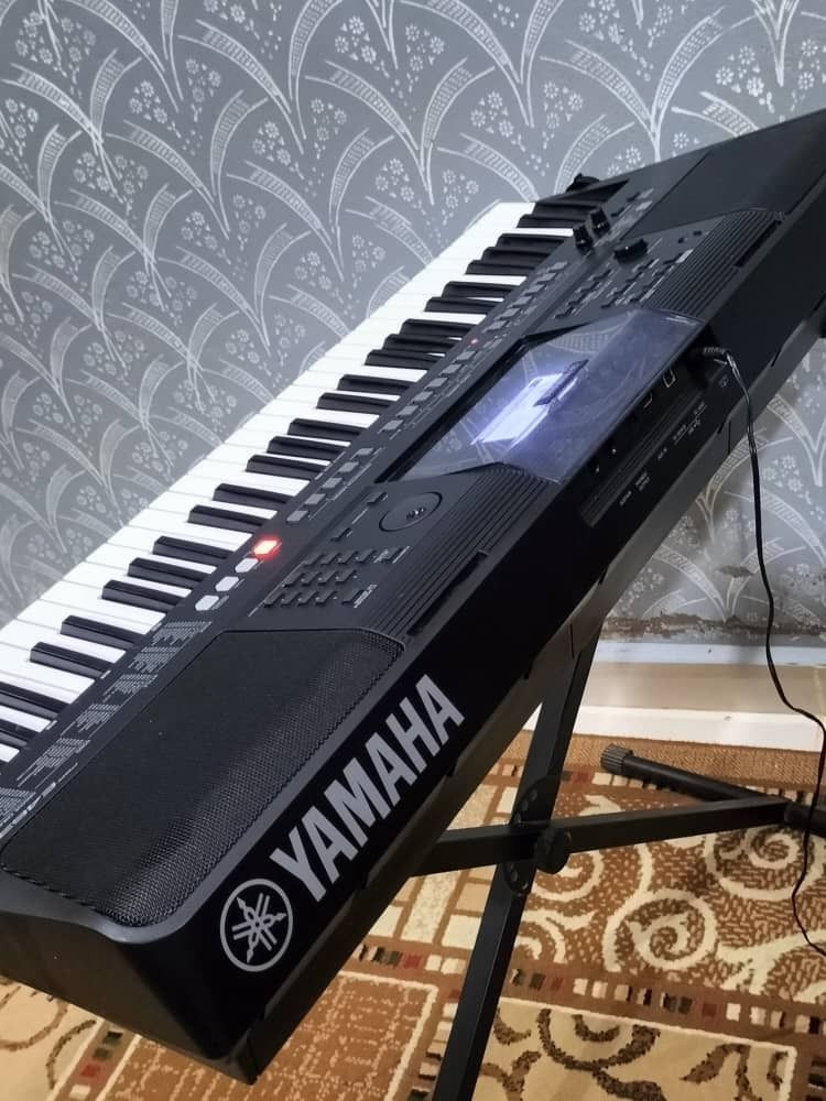 YAMAHA KEYBOARD PIANO PSR E463 AIR PUTIH KEMAMAN TERENGGANU, Hobbies
