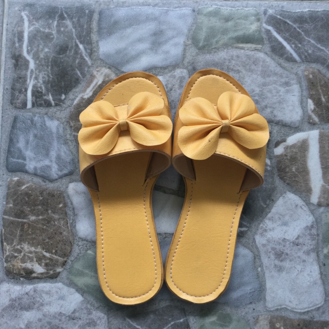 yellow sandals, Women's Fashion, Footwear, Flats & Sandals on Carousell
