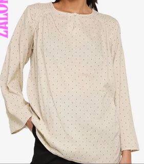 (Category: ) located in . Submitted by ftnwardrobe (Listing ID 1208823181, Image 1). Description: .