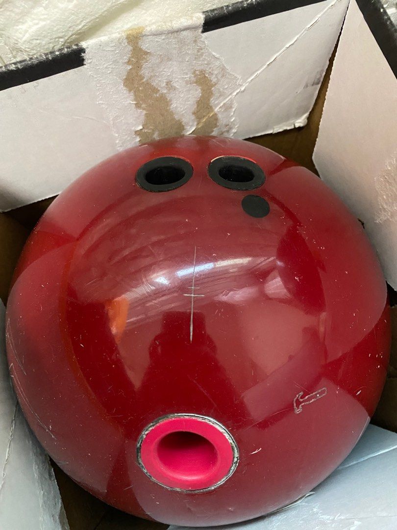 15lbs Black widow legend hammer bowling ball, Sports Equipment, Sports