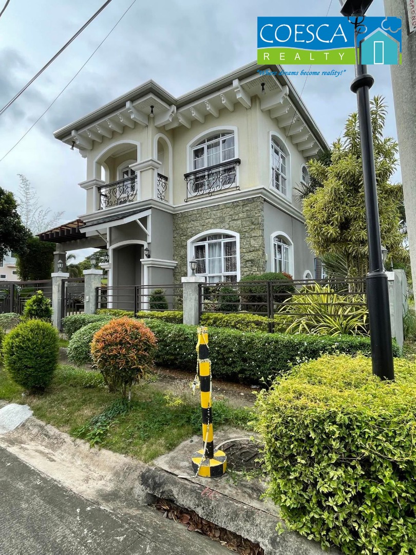 2 Storey House in Chateaux de Paris, Silang, Cavite near S&R, Solenad
