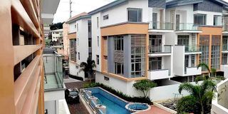 4-CAR GARAGE Townhouse with GARDEN in Addition Hills San Juan City FOR SALE