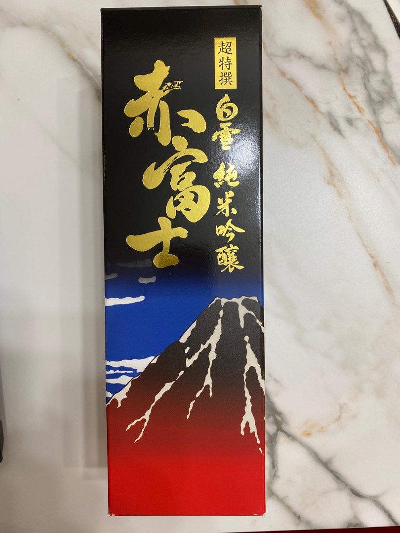 赤富士白雪純米吟釀, 嘢食& 嘢飲, 酒精飲料- Carousell