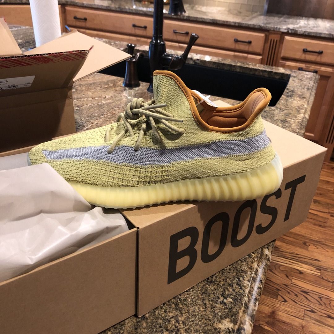 側透滿天星FX9034 Yeezy Boost 350 v2 “Marsh” Yeezy Supply Exclusive