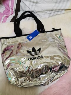 Adidas beg