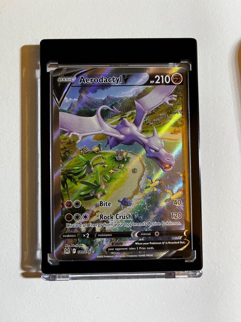 Pokémon - 2 Graded card - 2022 Aerodactyl Vstar #057 - 2023