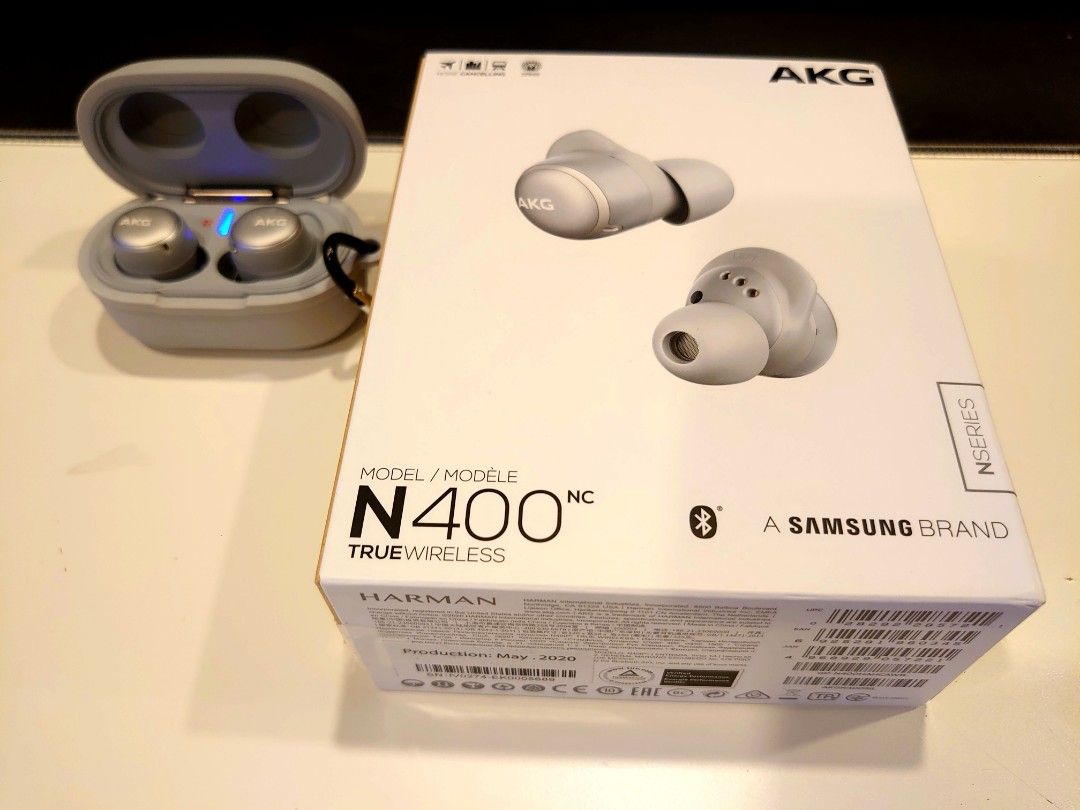 AKG N400 TWS with noise cancellation