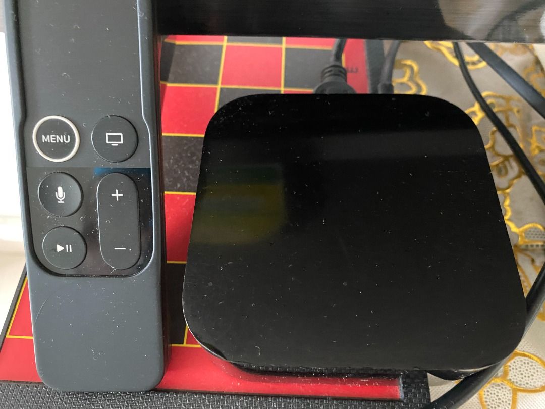 Apple TV 4th Gen 64Gb FULL HD 1080p with remote, TV & Home Appliances