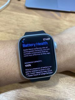 Apple Watch Series 8 45mm - Silver (Cellular + GPS)