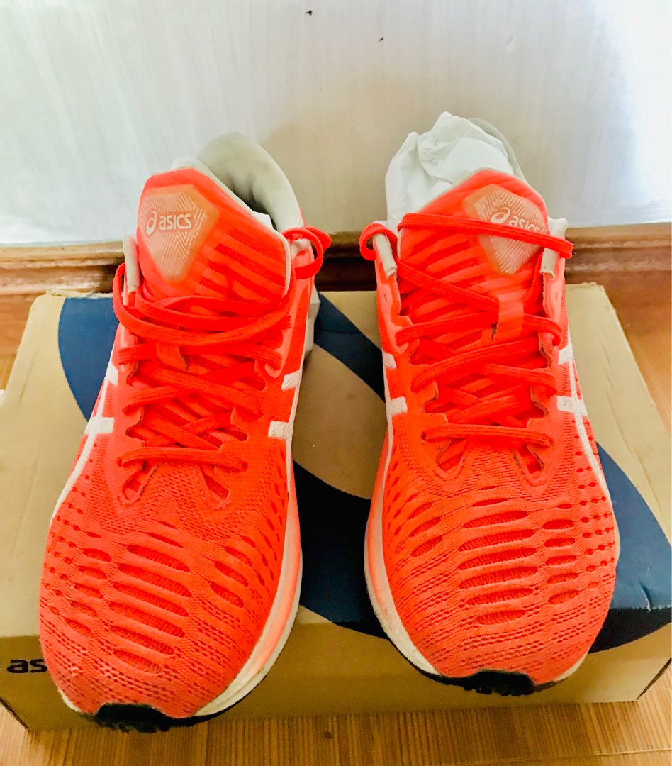 asics novablast tokyo