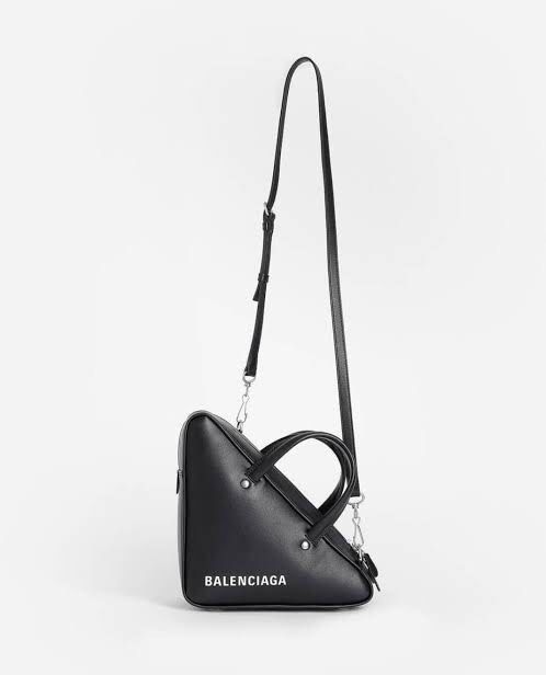 Balenciaga Calfskin Triangle Square XS Bag (SHF-21060) – LuxeDH