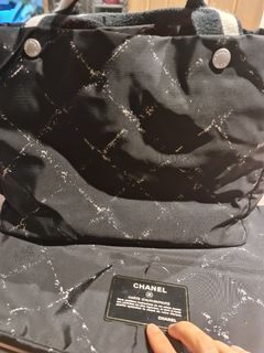 *Complete set -Authentic Chanel Travel Line Nylon Tote bag