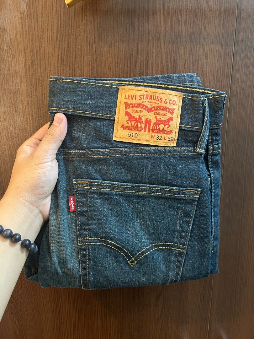 Authentic Levis Jeans Steal price, Men's Fashion, Bottoms, Jeans on  Carousell
