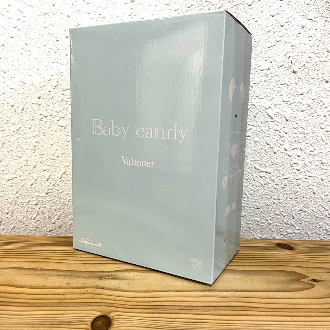 Bearbrick Be@rbrick Medicom Baby Candy Valmuer 藍色毛毛100% 400%, 興趣及遊戲, 玩具  遊戲類- Carousell