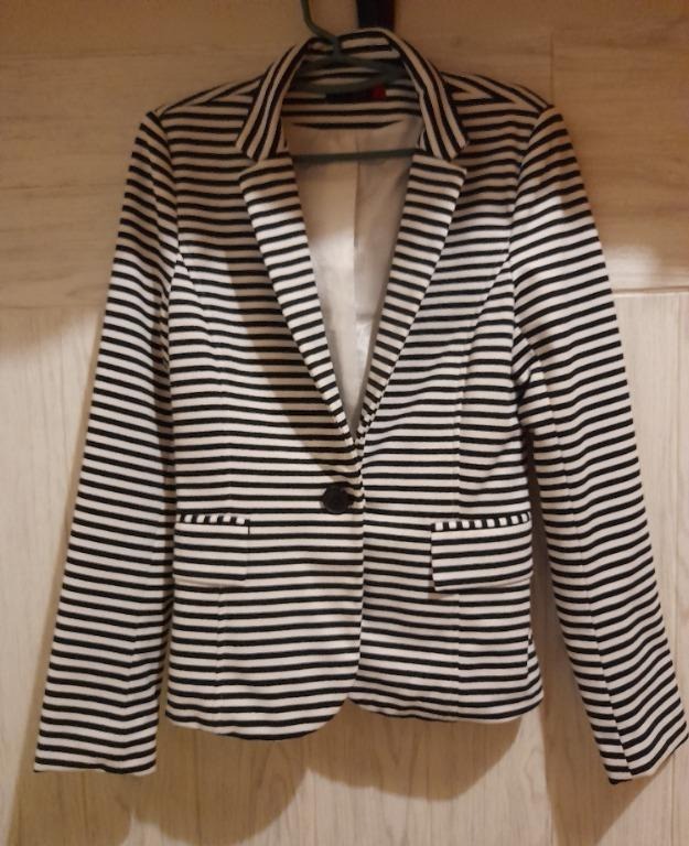 SALE! Black & White Stripes Blazer, Women's Fashion, Coats, Jackets and