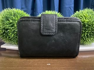 Black Leather Bi fold wallet