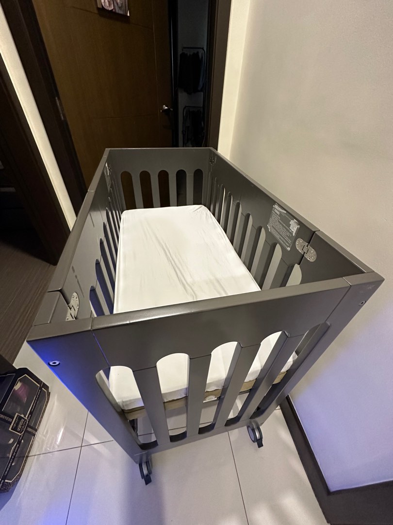 BLOOM BABY MINI CRIB, Babies & Kids, Baby Nursery & Kids Furniture