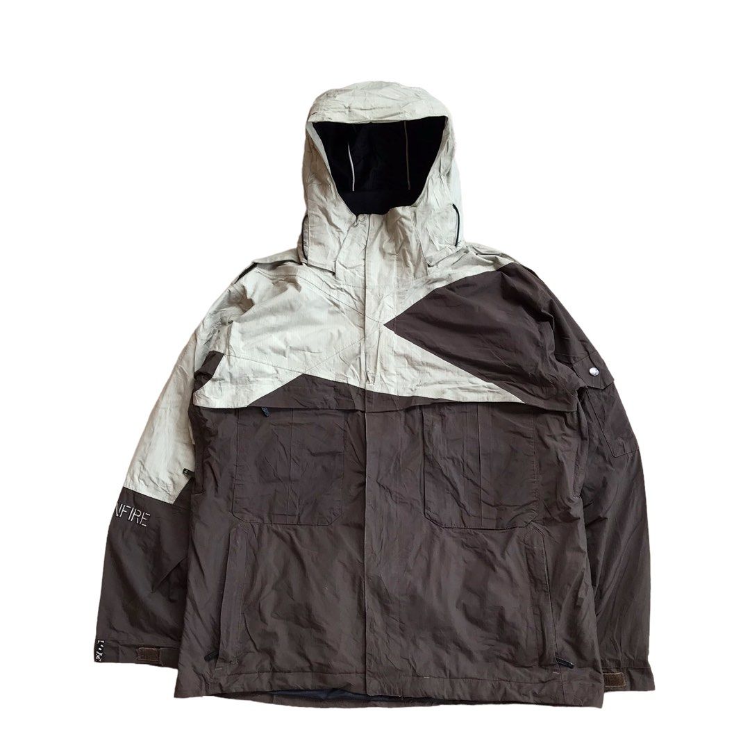 Bonfire snowboard jacket Fesyen Pria Pakaian Atasan di Carousell
