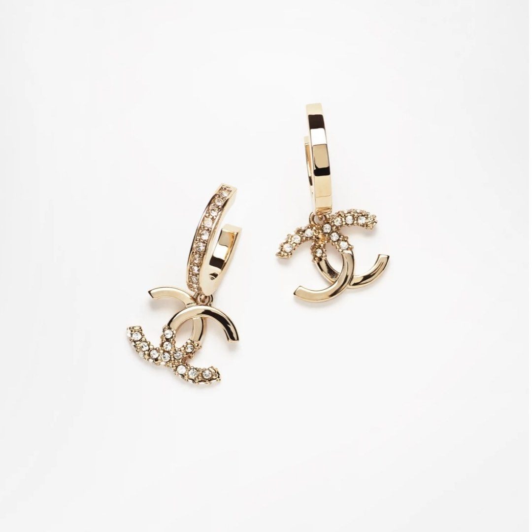 Gold chanel hoop earrings discount