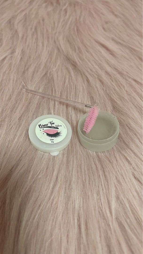 Brow Fix brow soap 10g free spoolie (Category: Makeup) located in Paranaque City. Submitted by wakeupnmakeup.ph (Listing ID 1208986055, Image 3). Description: Brow Fix brow soap 10g Free spoolie Avail in Clear, Black, and Brown Spray soap with water and style!.