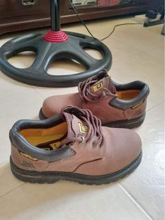 CAT safety shoes for men