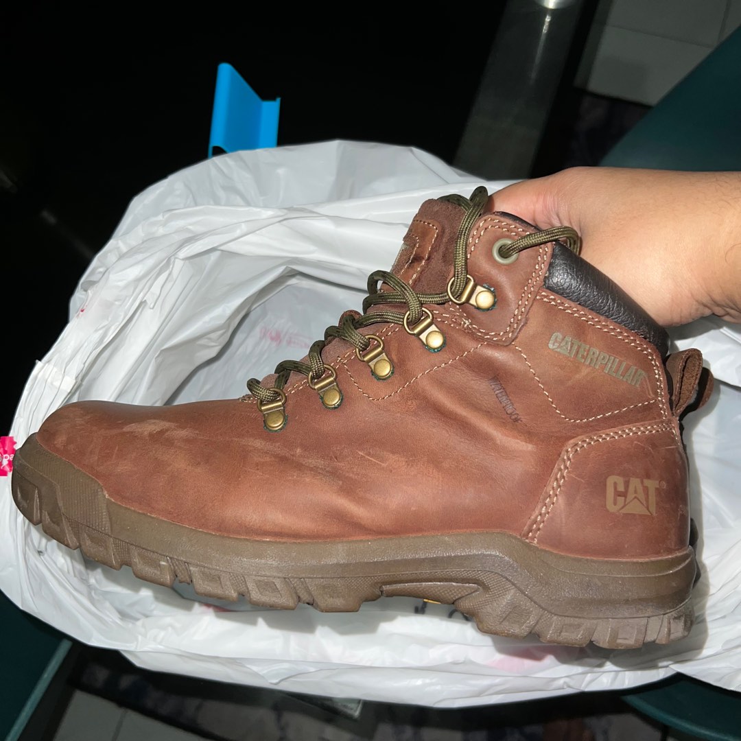 Caterpillar Boots, Men's Fashion, Footwear, Boots on Carousell