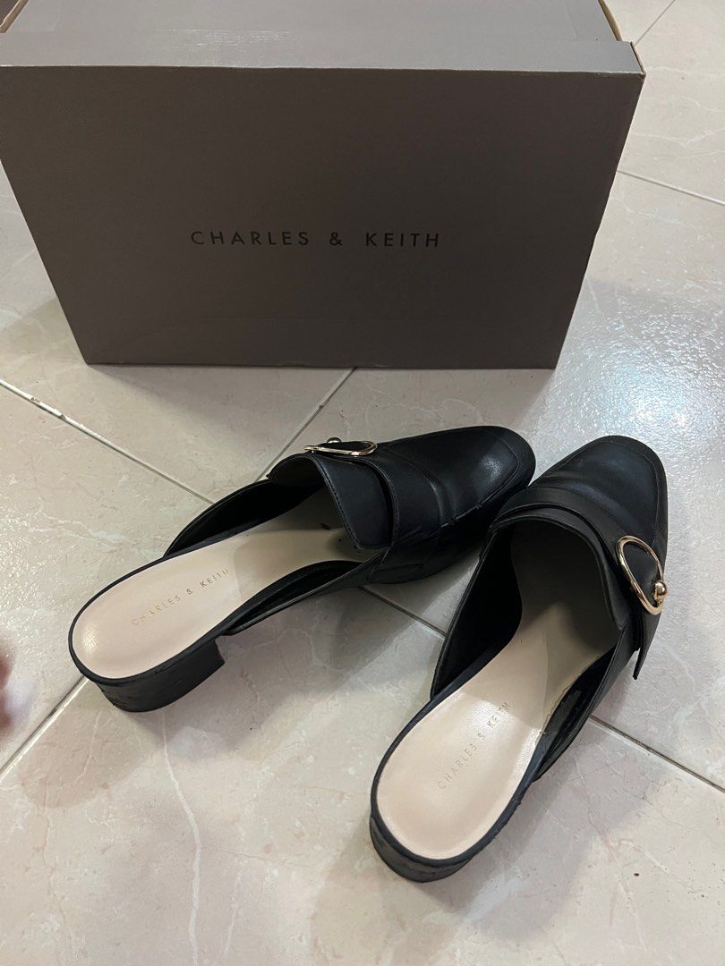 Charles & Keith Black slip on Loafers, Women's Fashion, Footwear, Loafers on Carousell