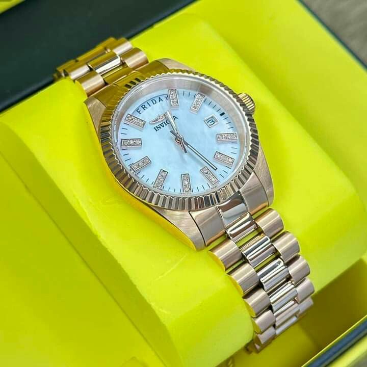 CLEARANCE SALE INVICTA WITH DIAMOND