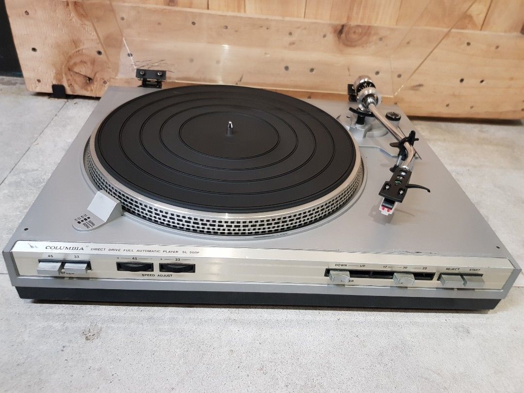 Columbia (denon) SL-50DF direct drive , fully automatic turntable (Category: Other Audio Equipment) located in Caloocan City. Submitted by Lan_cab (Listing ID 1208986102, Image 2). Description: Columbia (denon) SL-50DF Direct Drive , fully automatic w bnew headshell, bnew cart & stylus tested in good working condition made in japan , ac100v P7,000 only issue: Dust cover w scratch and cracks..