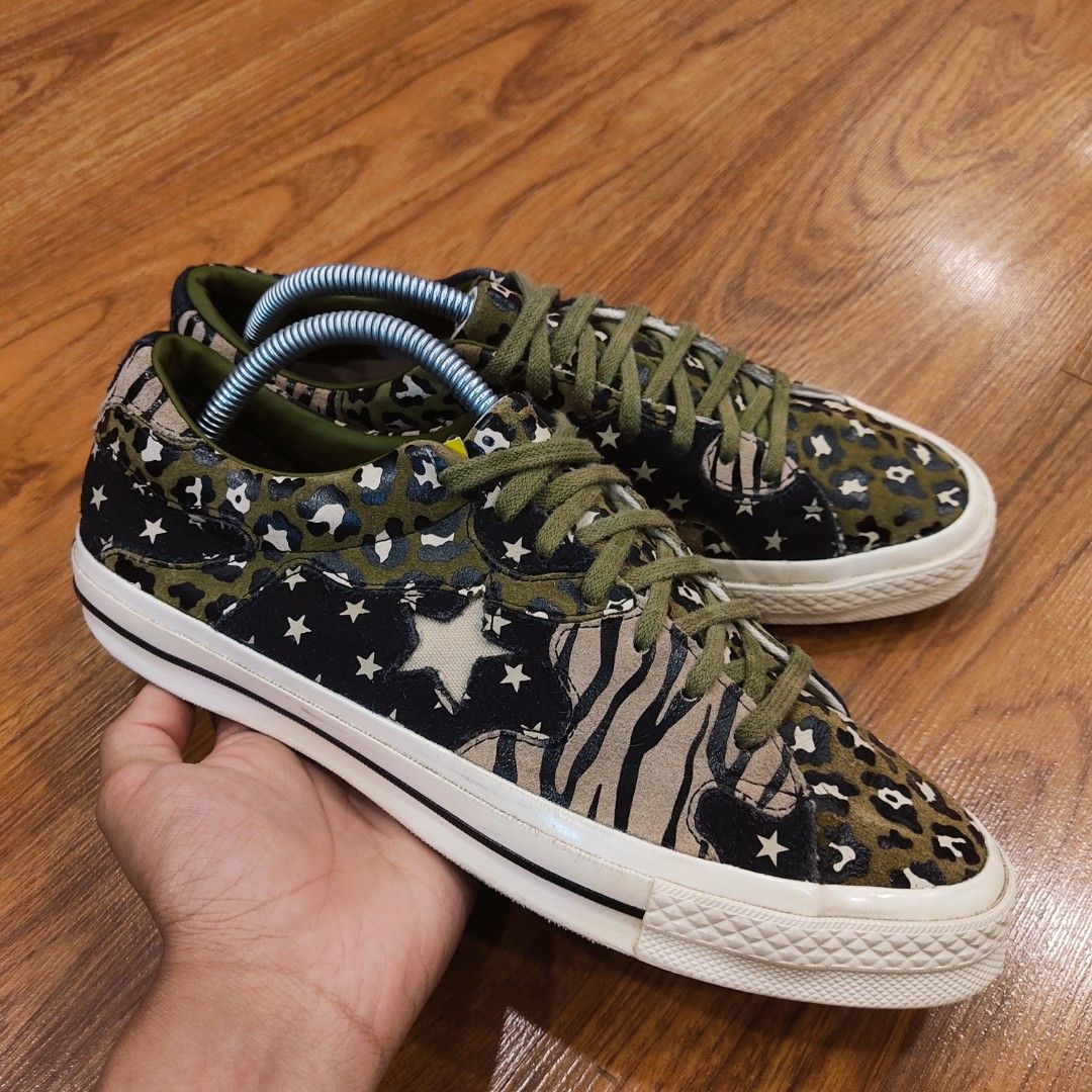 CONVERSE ONE STAR 7.5 UK Men s Fashion Footwear Sneakers on