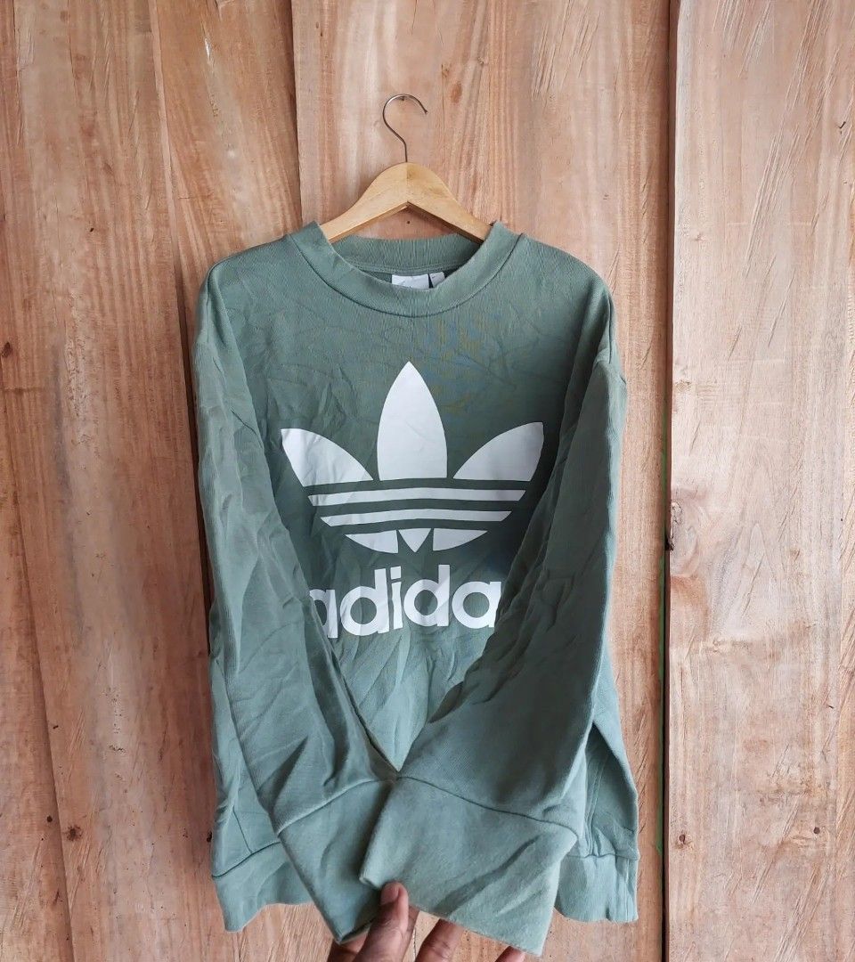 Crewneck Adidas Tref OVER Fesyen Pria Pakaian Atasan di Carousell