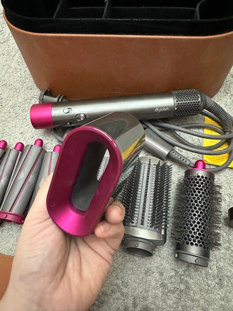 Dyson Airwrap Complete 220v, Beauty & Personal Care, Hair on Carousell